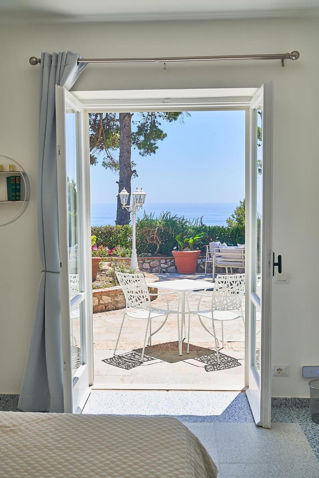 To Be Capri Sea View Rooms Room photo